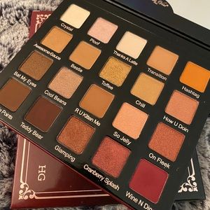 BNIB Violet Voss #MyHolyGrail Eyeshadow Palette